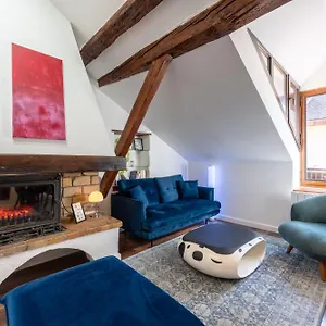  Appartement Sous Les Toits D'annecy, Un Irresistible Pour 1 A 6 Personnes En Plein Coeur De