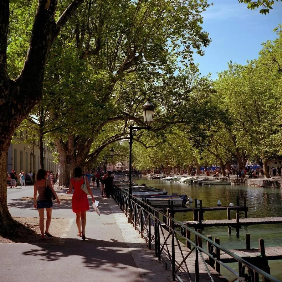 Apartment Studio Hyper Center 100M From The Lake! Annecy