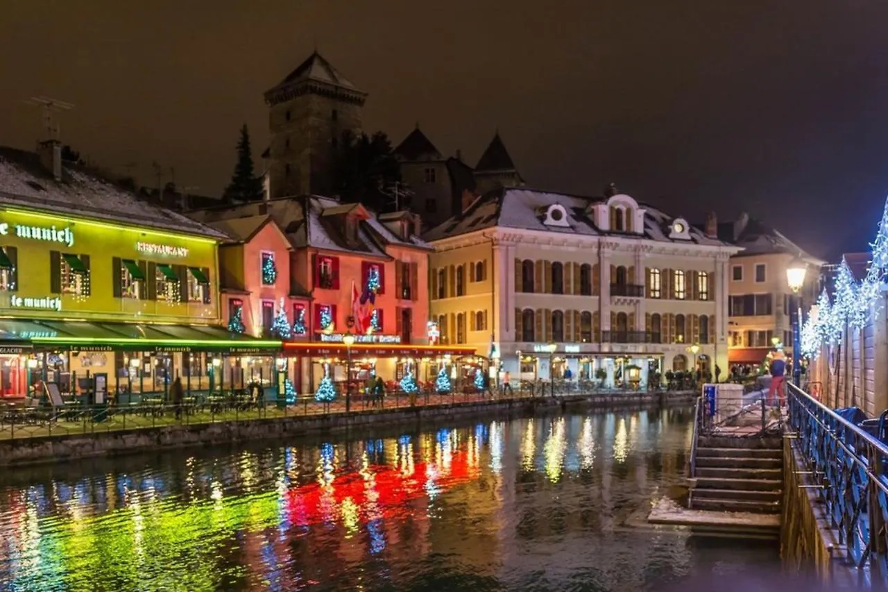 Studio Hyper Center 100M From The Lake! Annecy 0*,  France
