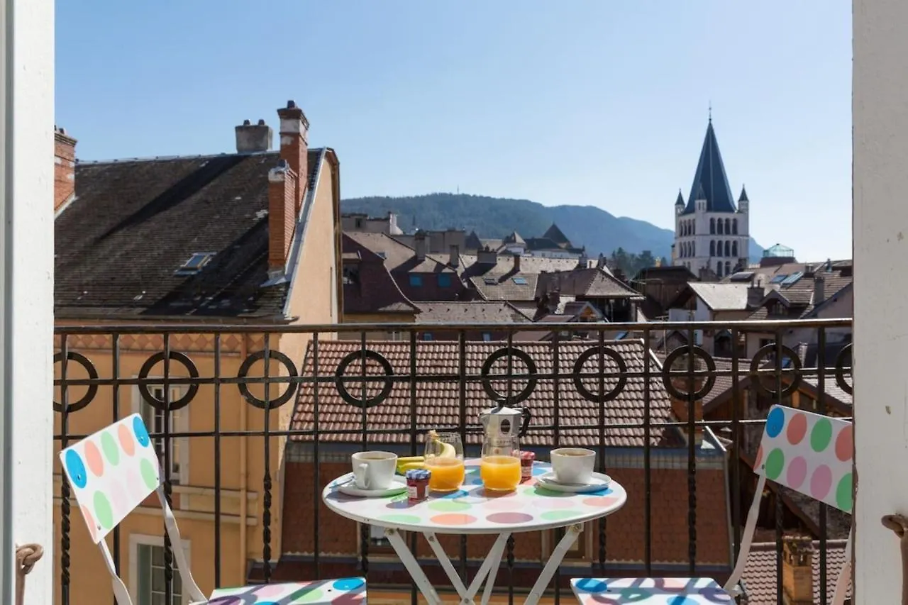Studio Hyper Center 100M From The Lake! Annecy Apartment