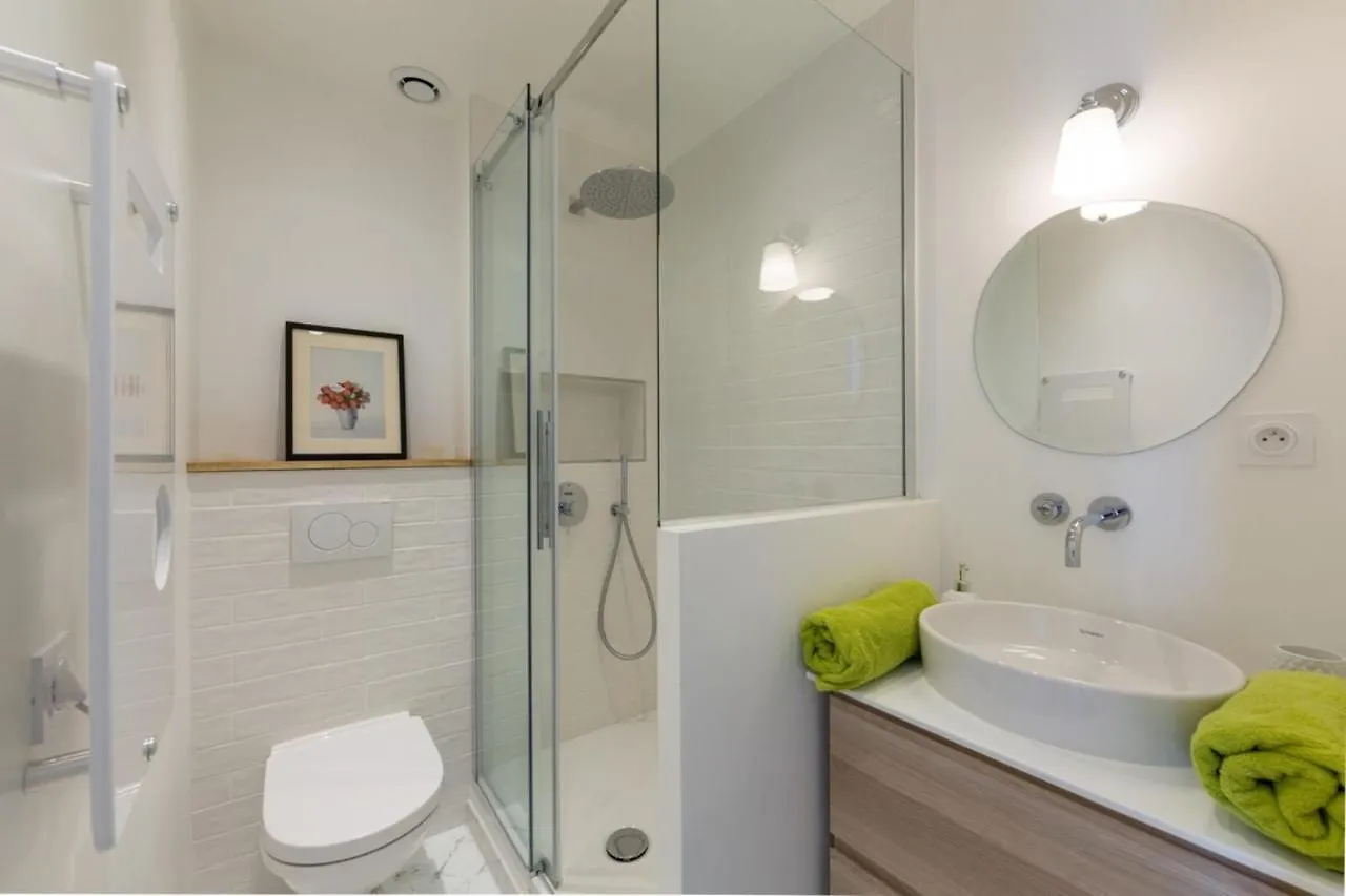 Apartment Studio Hyper Center 100M From The Lake! Annecy France