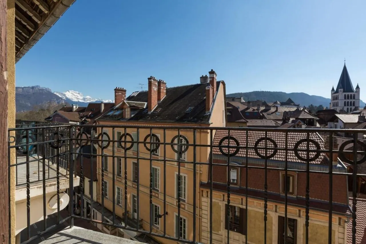 Studio Hyper Center 100M From The Lake! Annecy